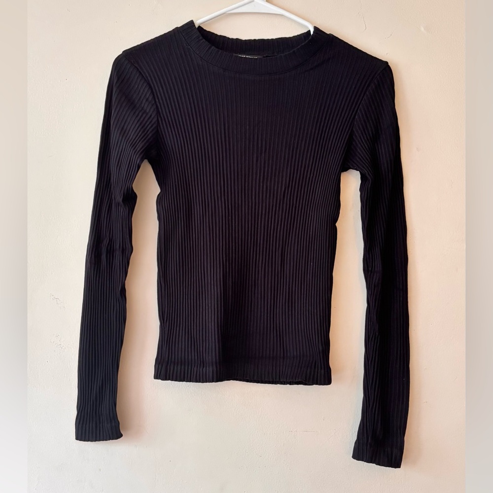 Club Monaco Black Ribbed Fitted Long Sleeve Tee Sweater Top . Extra Small